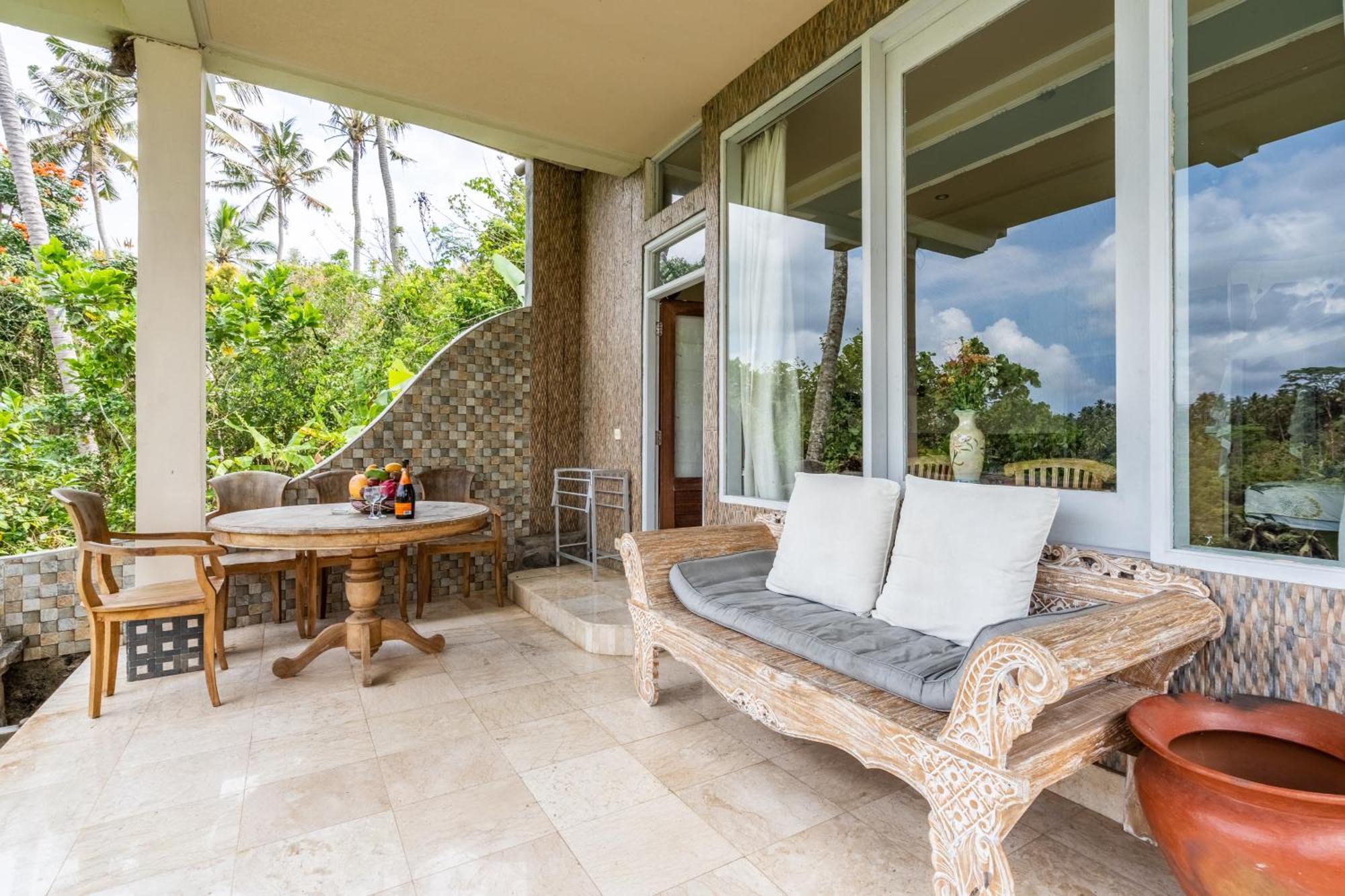 Tirta Asri Ubud Villa Bilik gambar