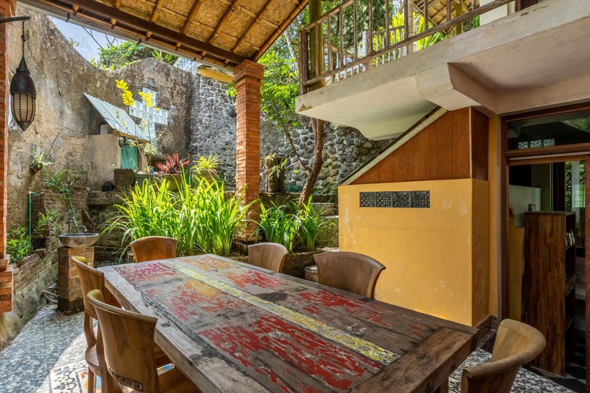 Tirta Asri Ubud Villa Bilik gambar