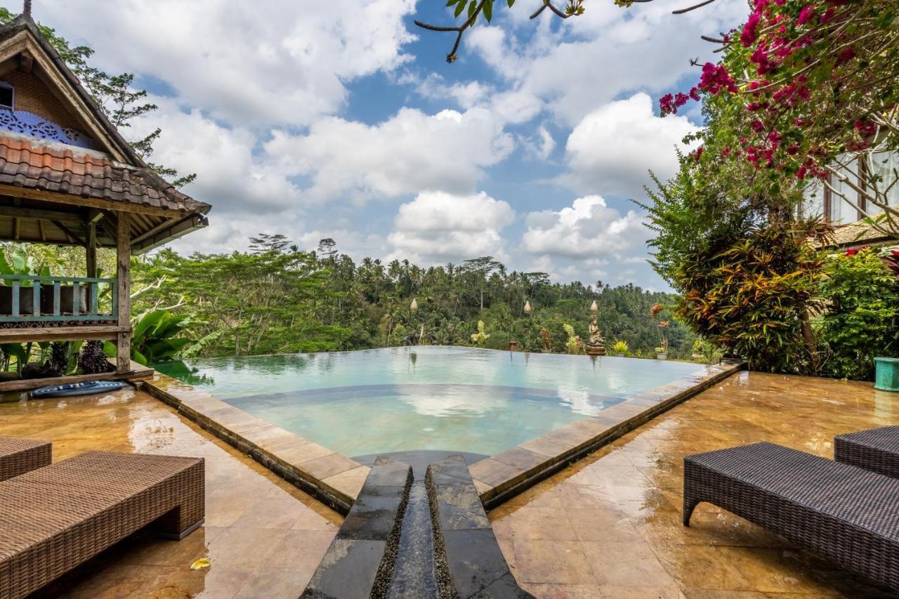 Tirta Asri Ubud Villa Luaran gambar